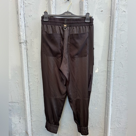 High Everyday Couture black Cargo Pants, size 10 - Picture 2 of 11